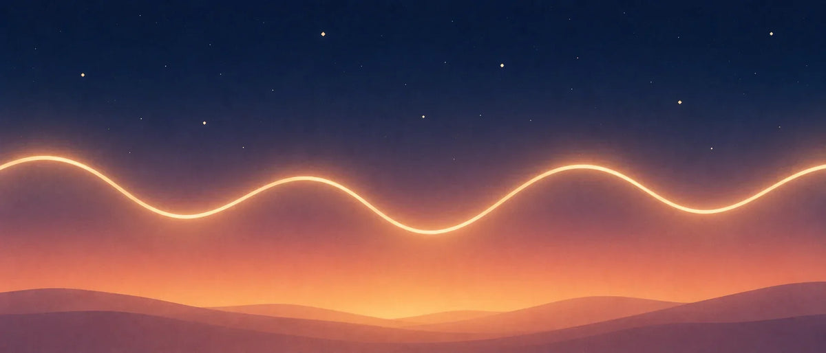 Illustration abstraite d'une ligne lumineuse ondulant doucement dans un ciel nocturne, symbolisant les hauts et les bas du sommeil de bébé pendant une régression Image