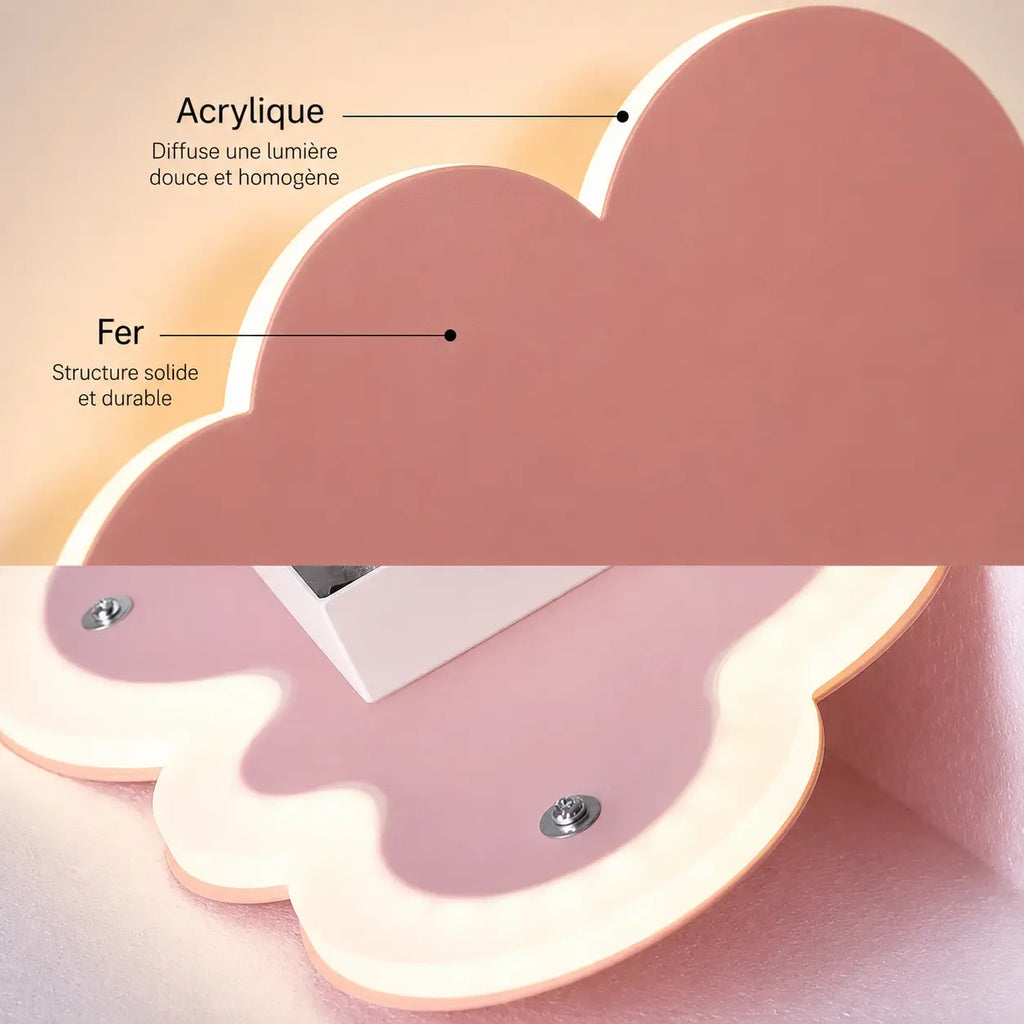 Détail de la structure en fer et du diffuseur en acrylique de l'applique murale nuage rose