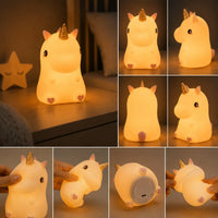 Grille de photos montrant la petite veilleuse licorne sous tous ses angles : vue de face, de profil, de dos, démonstration de la texture en silicone souple et incassable, et base de recharge USB.
