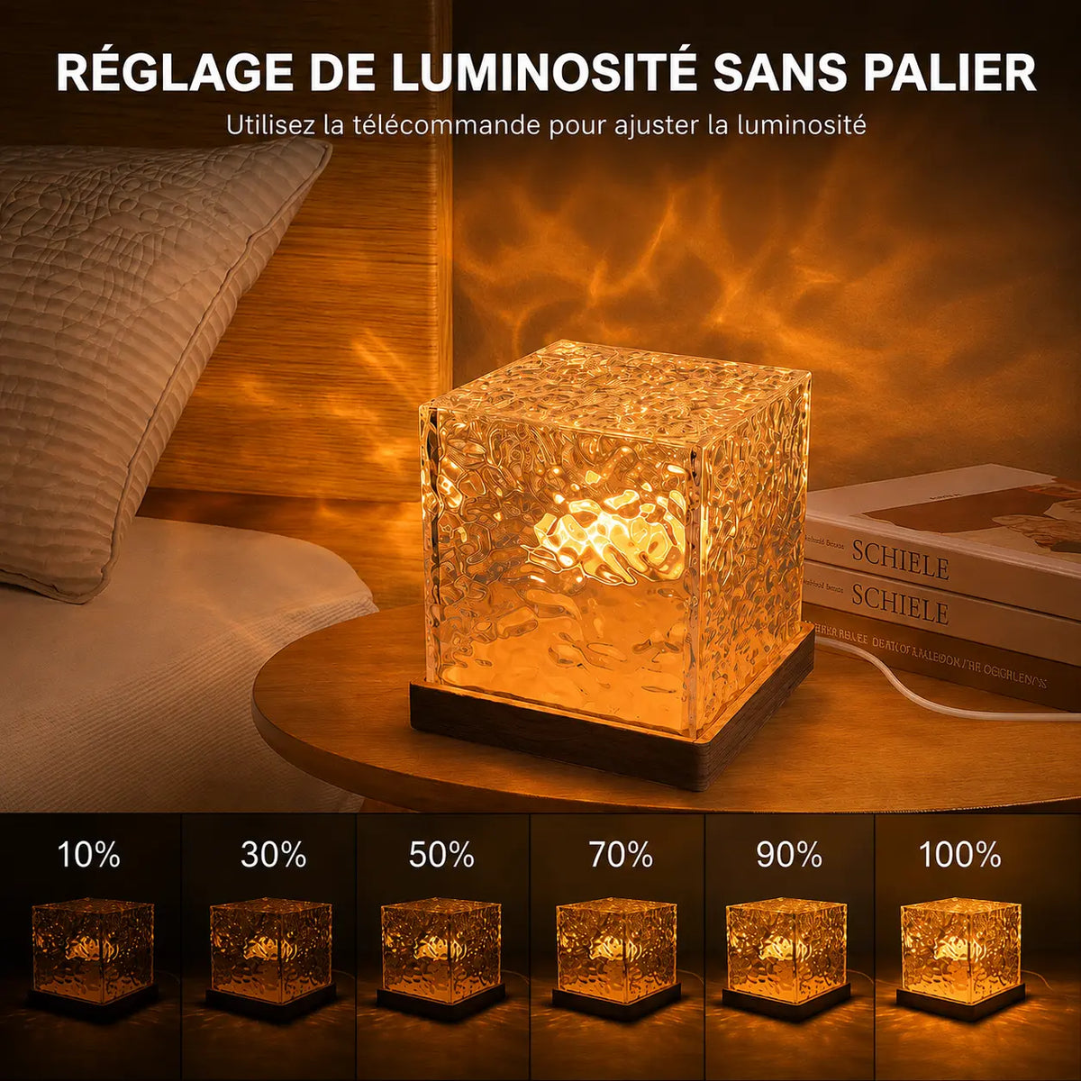 Projecteur plafond cube cristal sur table de nuit illustrant le réglage de luminosité de 10 à 100 pour cent