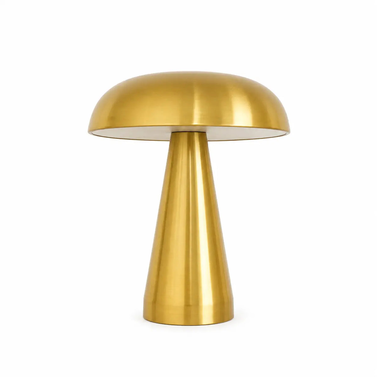 Veilleuse de table design en forme de champignon en métal doré brossé sur fond blanc